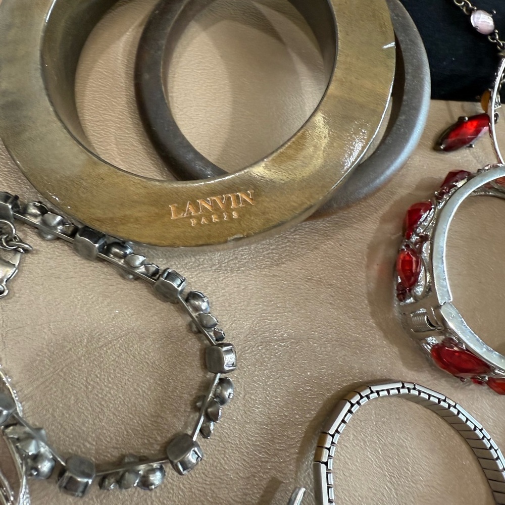 Assorted Jewelry Collection - Picture 4 of 4